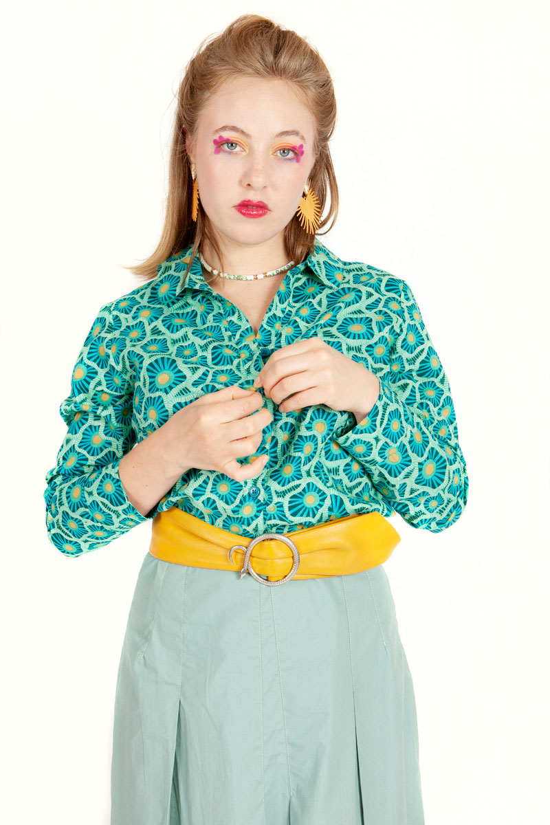 Woman shirt